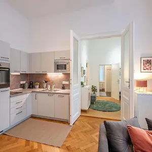 Apartment Cosy Center, Vienna